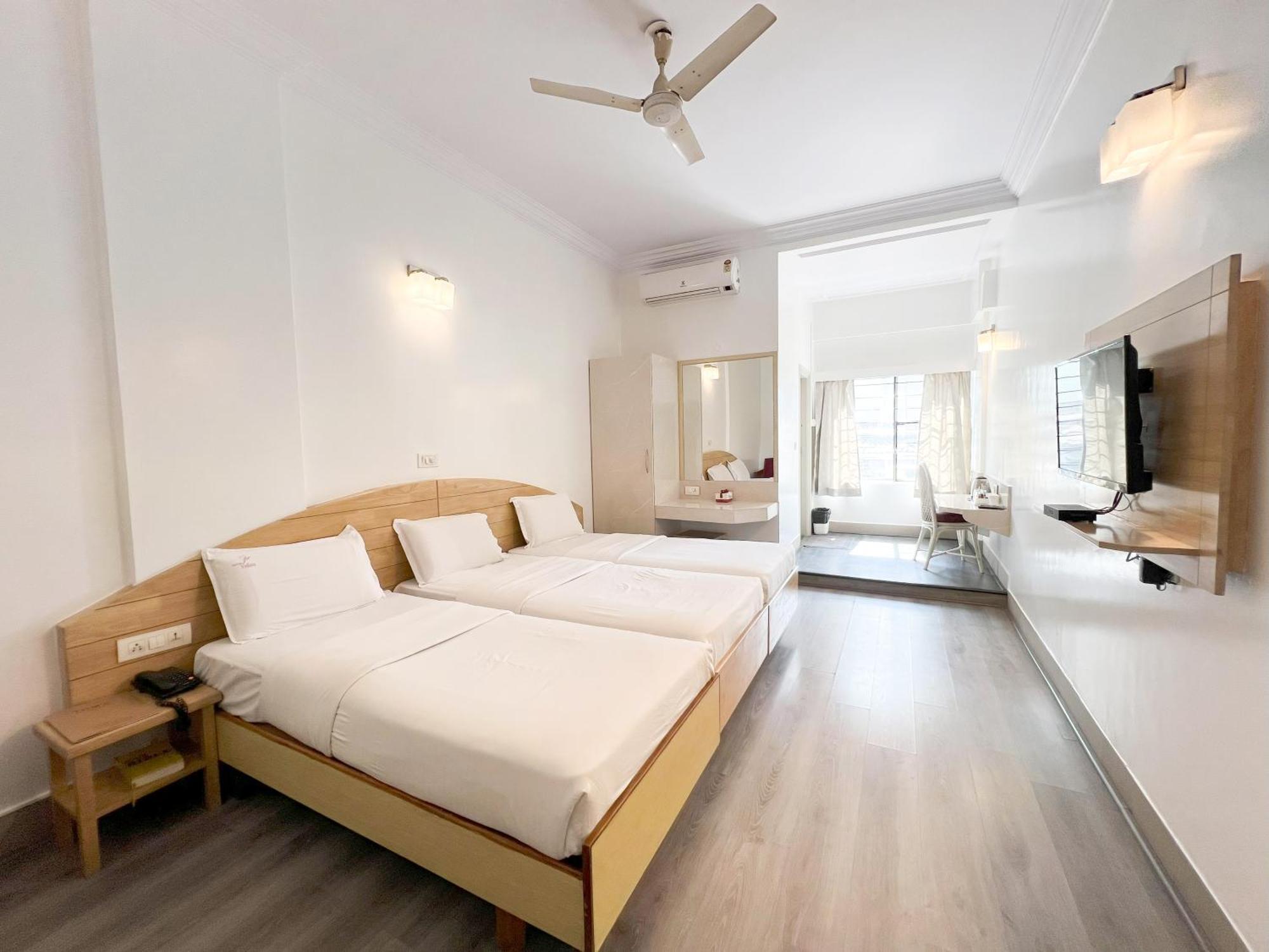 Hotel Vellara Bangalore Luaran gambar